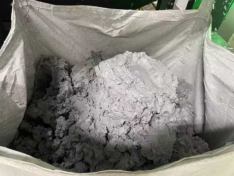 福建晶安光电 线切割液集中 排渣.jpg